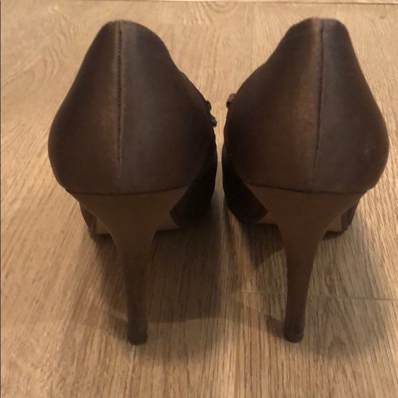 Steve Madden Brown Satin Heels - Picture 4 of 5